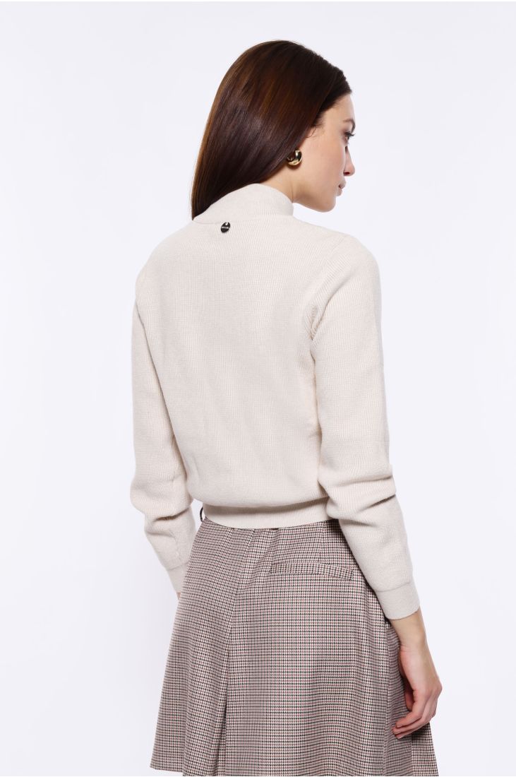 Cardigan with turtleneck and pockets