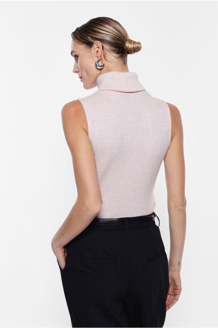 Sleeveless turtleneck sweater