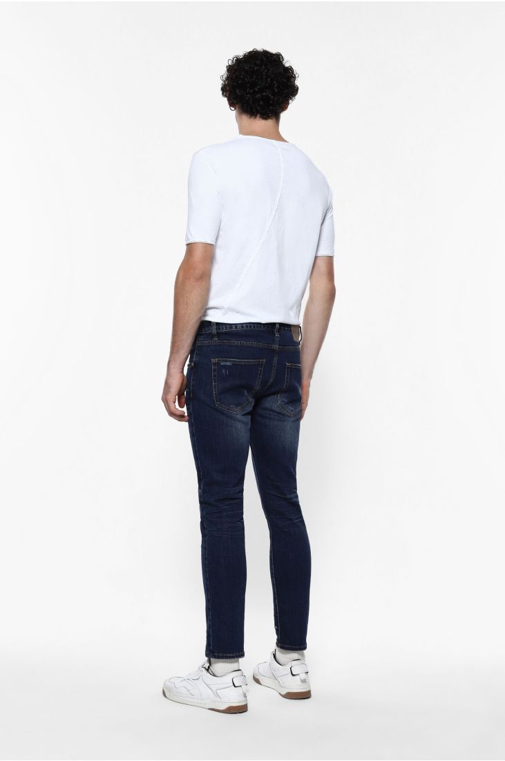 Slim-fit jeans with unique details