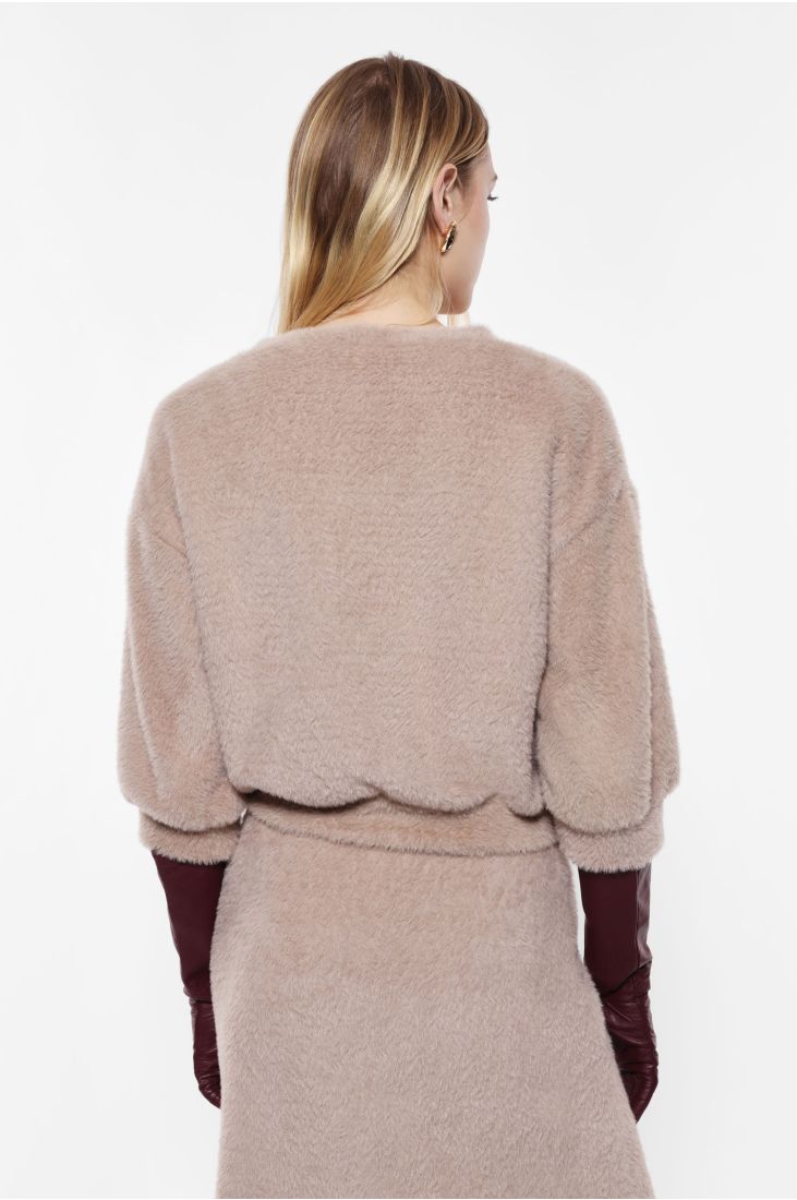 Faux fur pullover with soft 3/4