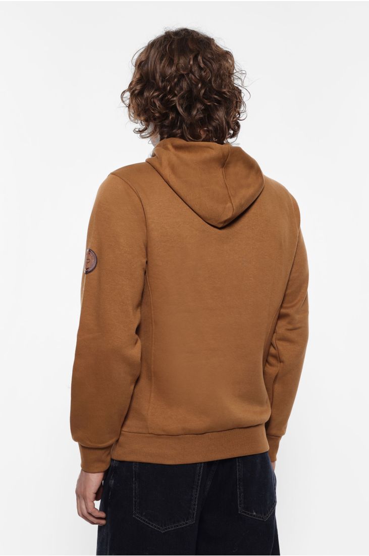 Hooded sweatshirt with pocket