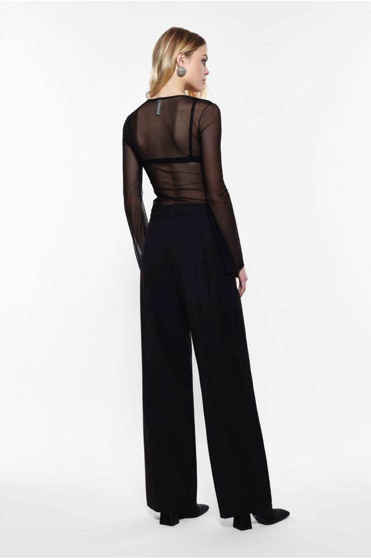 Palazzo pants with contrasting belt and sequins