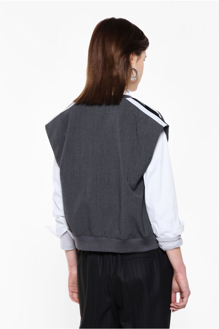 Bomber vest with contrasting stripes