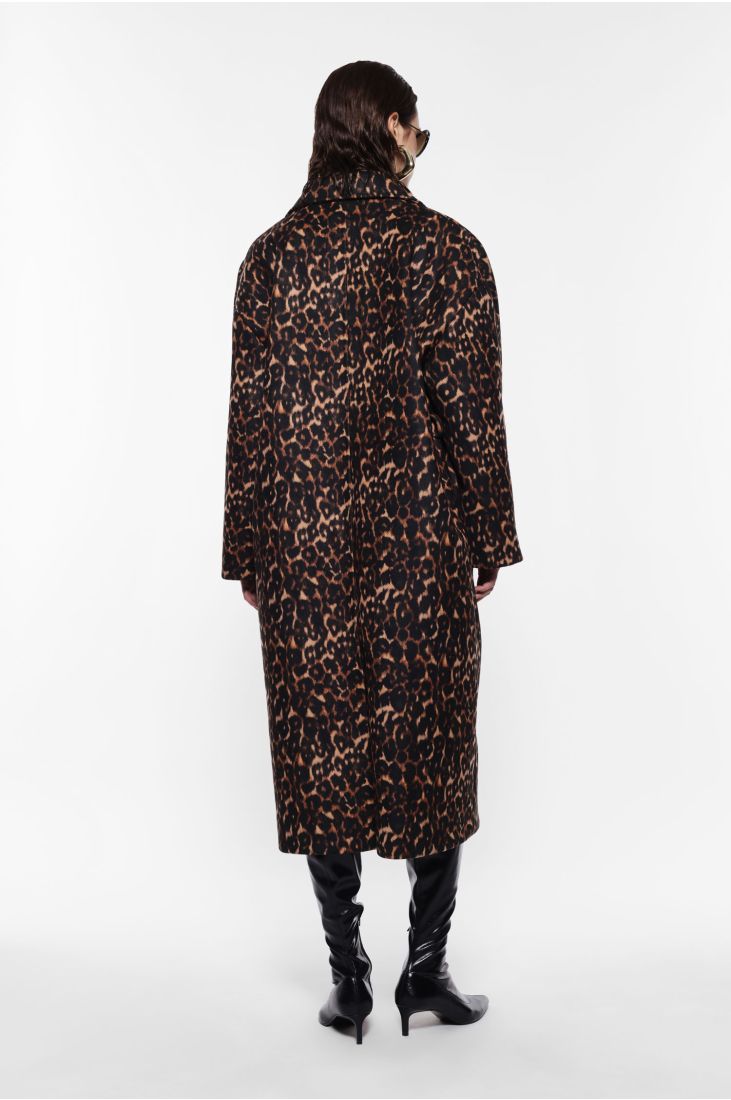 Double-breasted leopard print coat