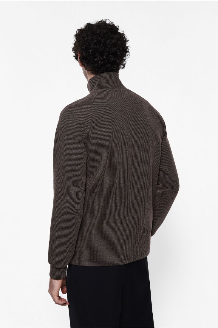 Sweatshirt with polo neck and zip